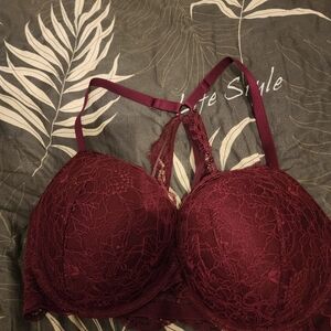 38d victorias secret bra. Like new condition